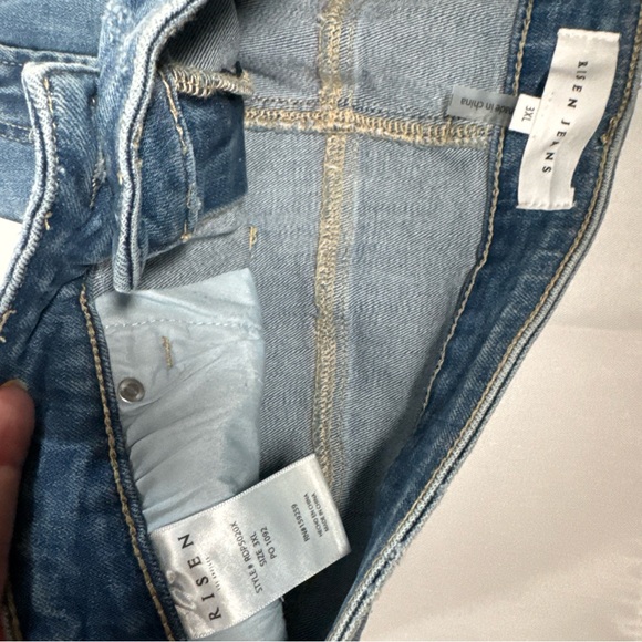 NWT Risen Womens Plus Size High Rise Flare Leg Slit Hem Sz 3XL Distressed - Picture 6 of 9